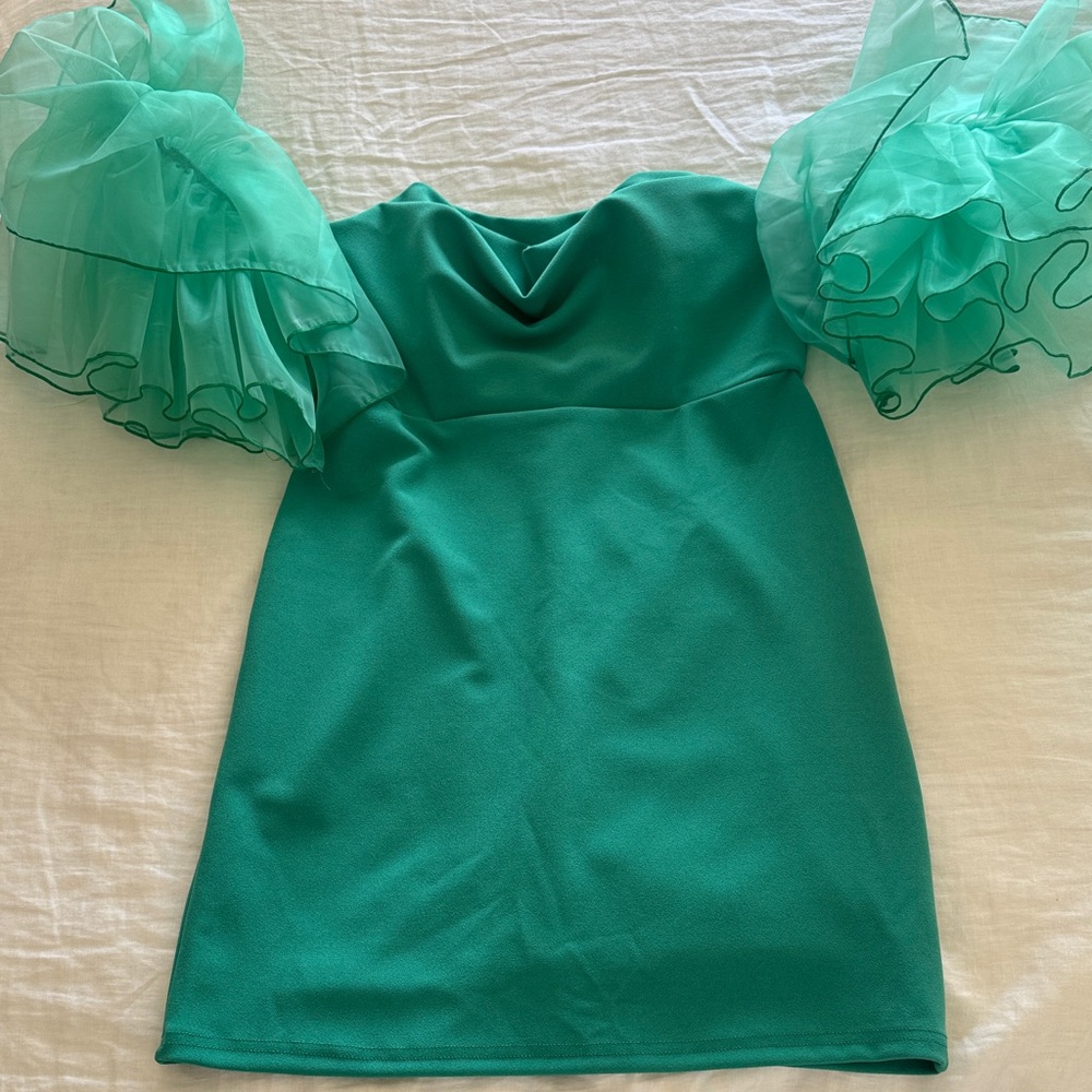 She + Sky Vibrant Green Dress with Tag